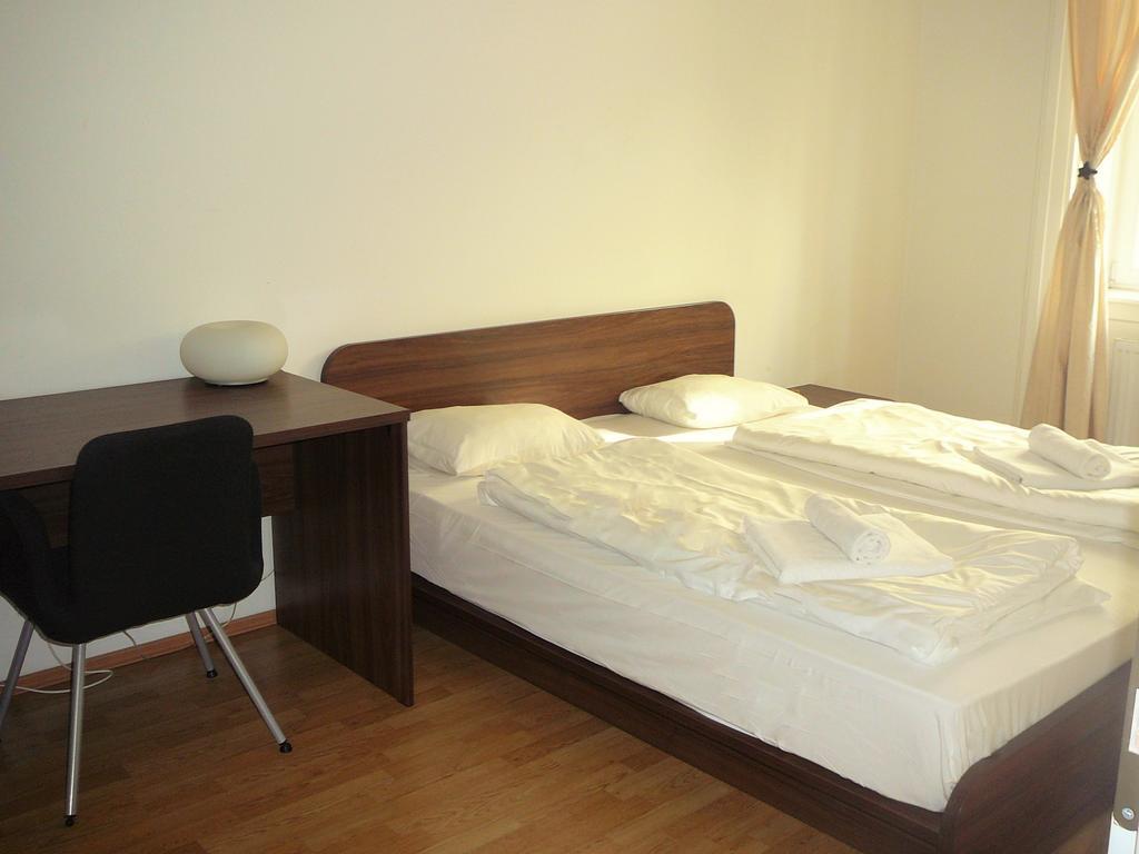 Lion Apartments Medena, Big Size, High Ceilings Bratislava Exterior foto