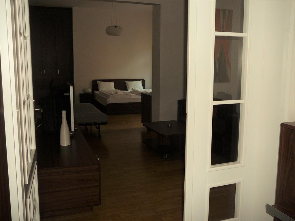 Lion Apartments Medena, Big Size, High Ceilings Bratislava Exterior foto
