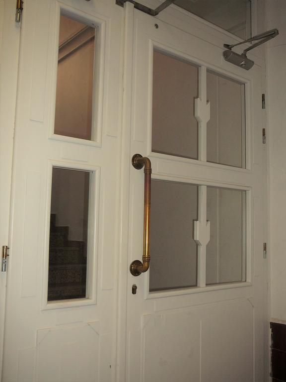 Lion Apartments Medena, Big Size, High Ceilings Bratislava Exterior foto