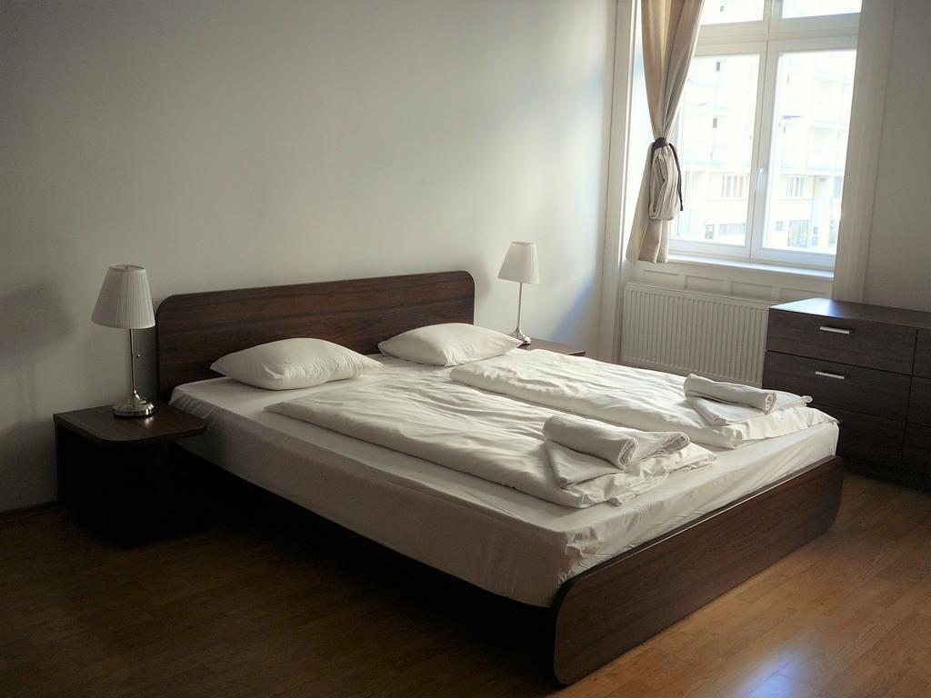 Lion Apartments Medena, Big Size, High Ceilings Bratislava Exterior foto