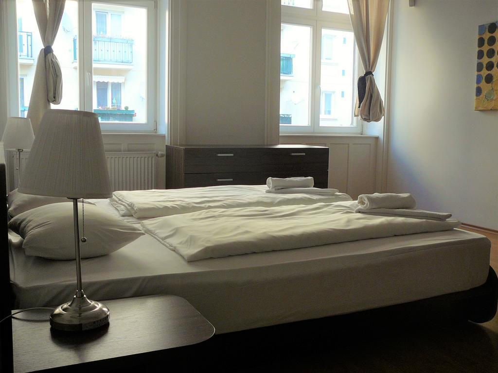 Lion Apartments Medena, Big Size, High Ceilings Bratislava Exterior foto