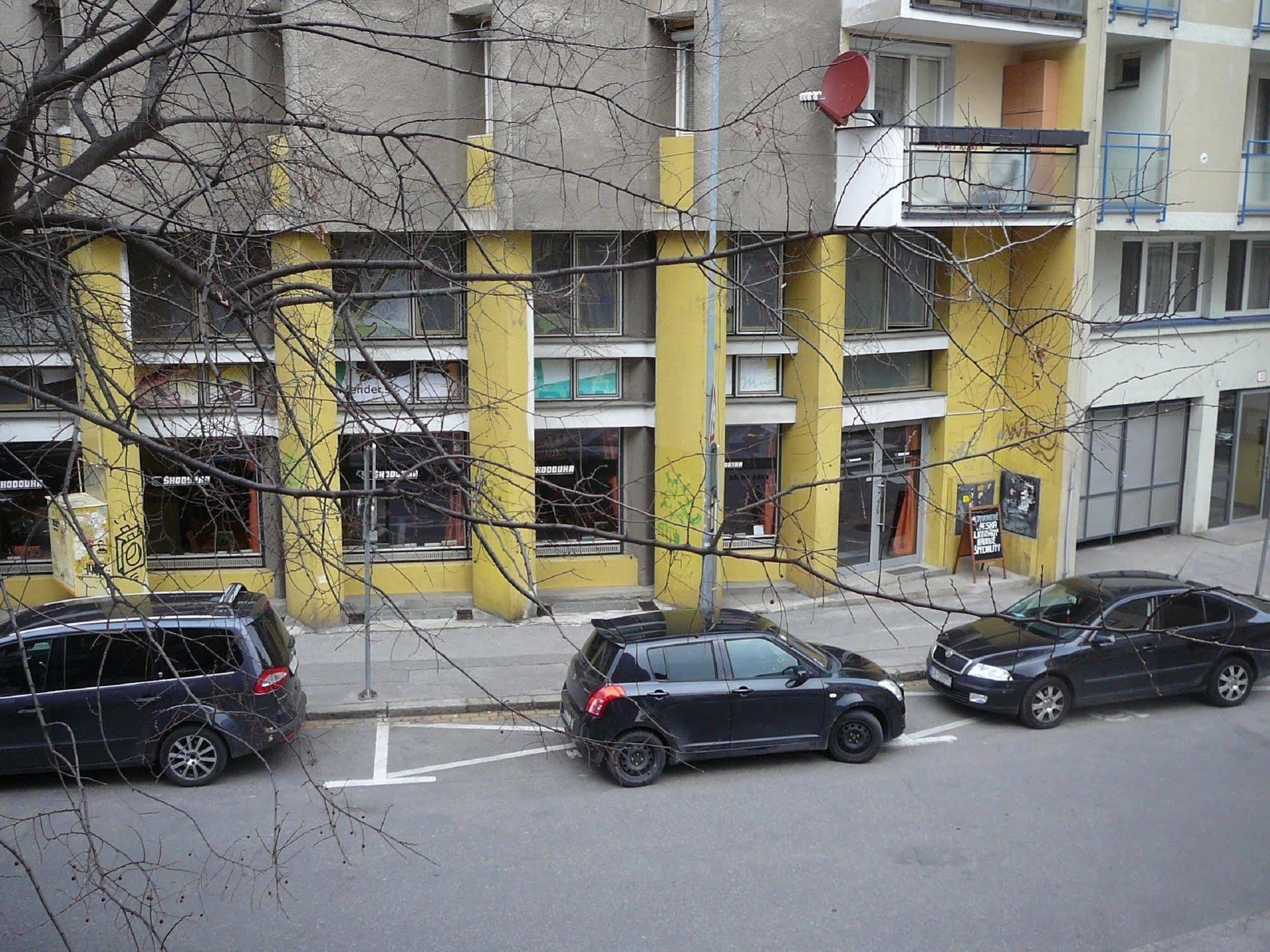 Lion Apartments Medena, Big Size, High Ceilings Bratislava Exterior foto